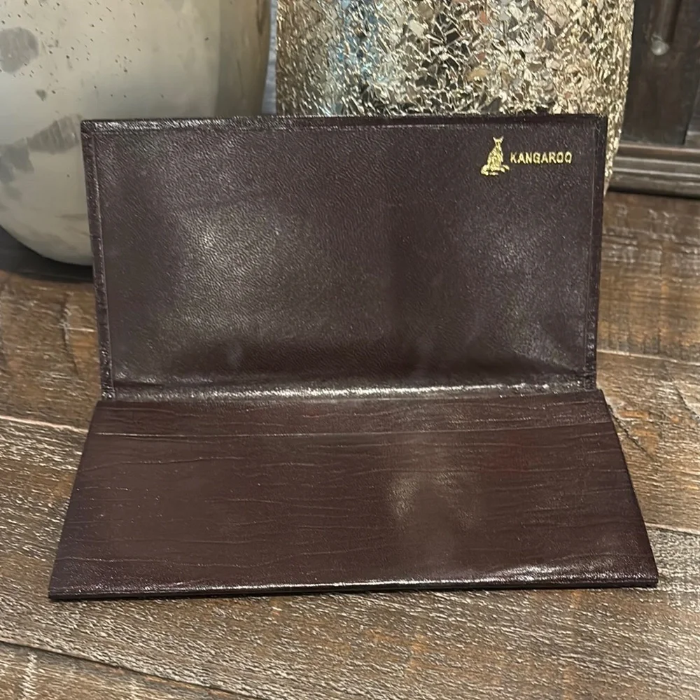 kangaROOS Brown‎ Leather Wallet